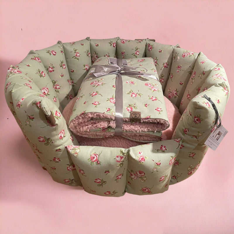 Dog bed Luxury Handcrafted Pocket Sided Dog Bed, Dolly Floral, with Sherpa Fleece Cushion