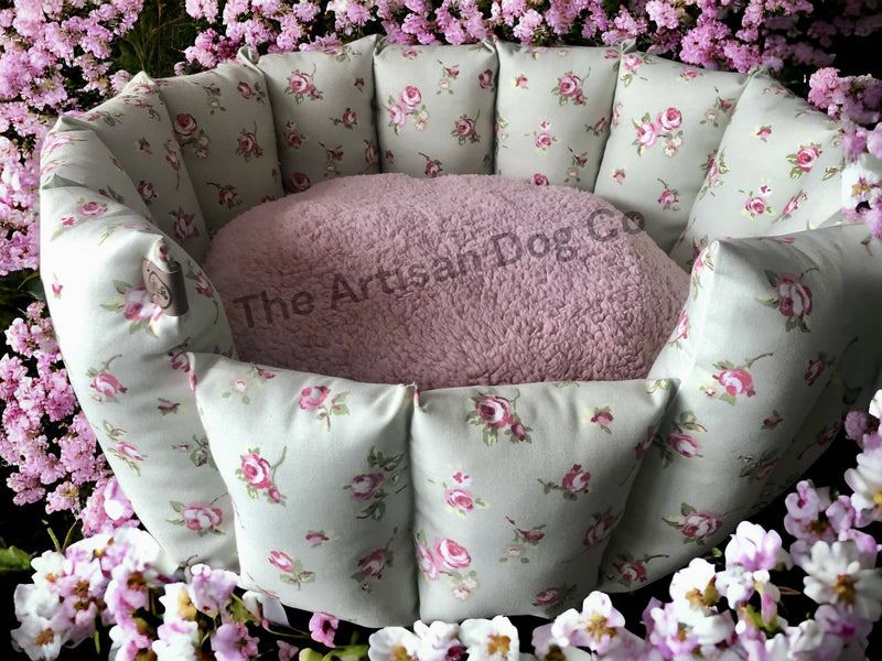 Dog bed Luxury Handcrafted Pocket Sided Dog Bed, Dolly Floral, with Sherpa Fleece Cushion