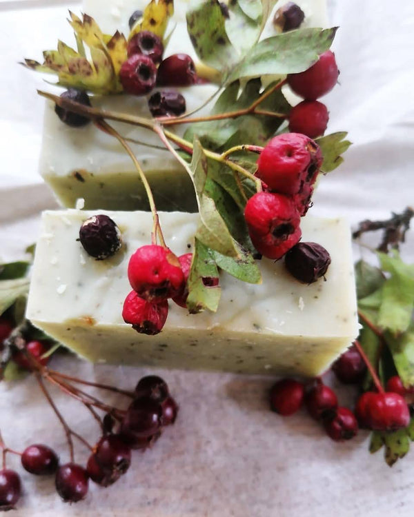 Dog Grooming Dog Shampoo Soap Bar. 100% Organic Rosehip Christmas Soap