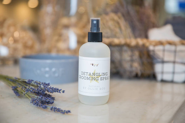 Detangling Grooming Spray With Wheat Protein, Conditioning Active & 5 Vitamins by Ollie & Co