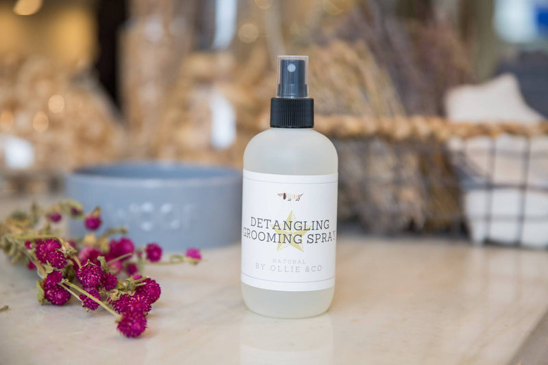 Detangling Grooming Spray With Wheat Protein, Conditioning Active & 5 Vitamins by Ollie & Co