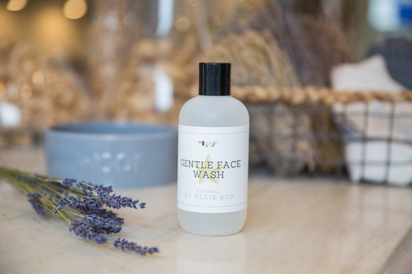 Gentle Face Wash for Dogs with Naturally Derived Cleansers & Conditioner by Ollie & Co